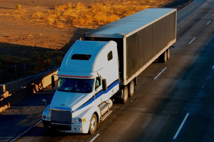 Road vs Rail Freight: Which One Will Save You More