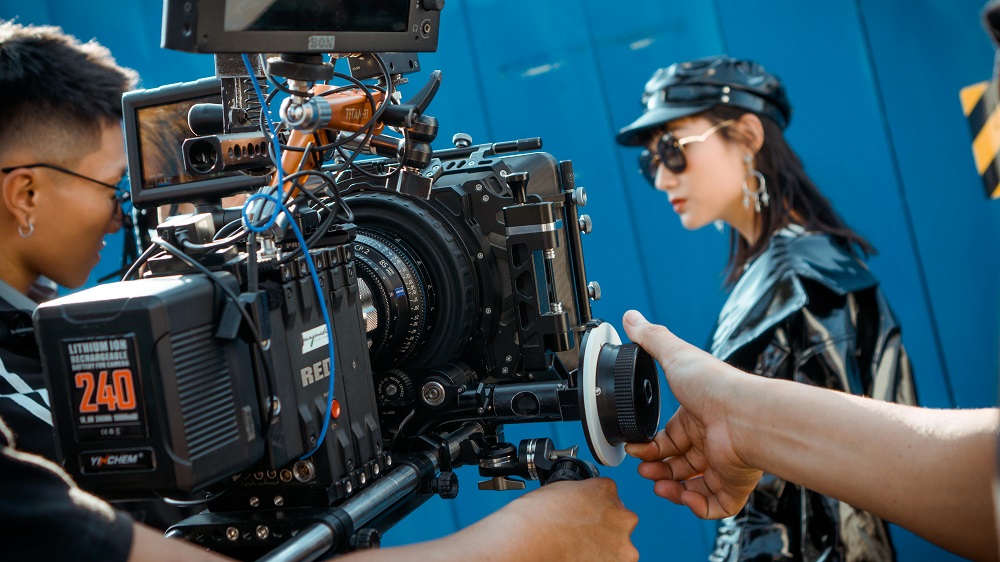 3 Video Cameras You Need for a Movie: A Filmmaker's Guide