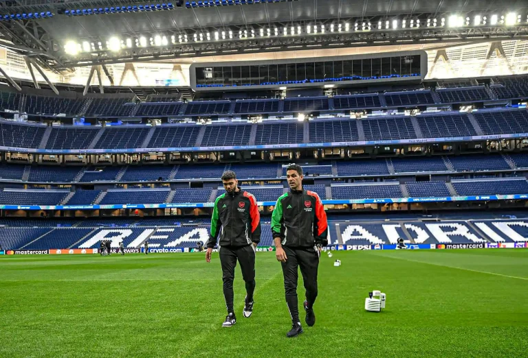 Madrid Fans Crash Arsenal Training Ahead of Champions League Clash