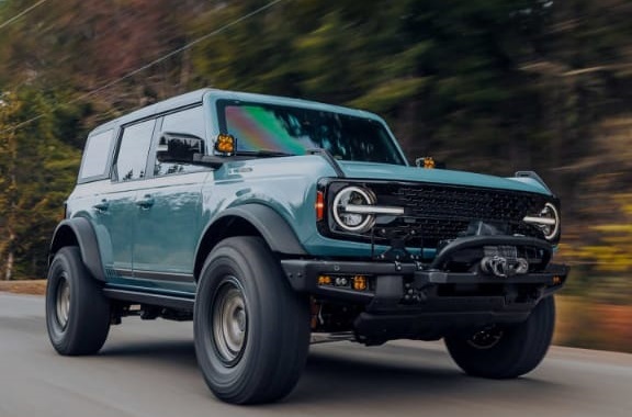 SUVs That Offer Space, Power, and Higher Fuel Consumption: A Comprehensive Look